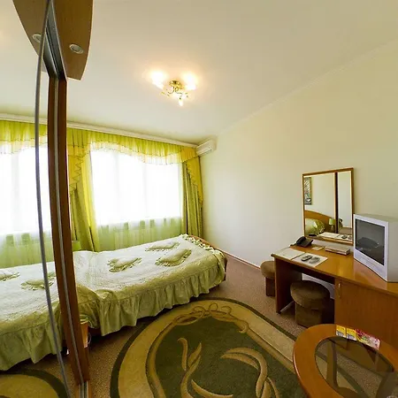 Hotel Kristina 3*