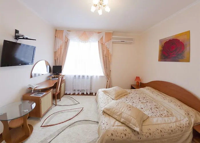 Kristina Hotel 3*