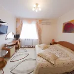 Kristina Hotel 3*